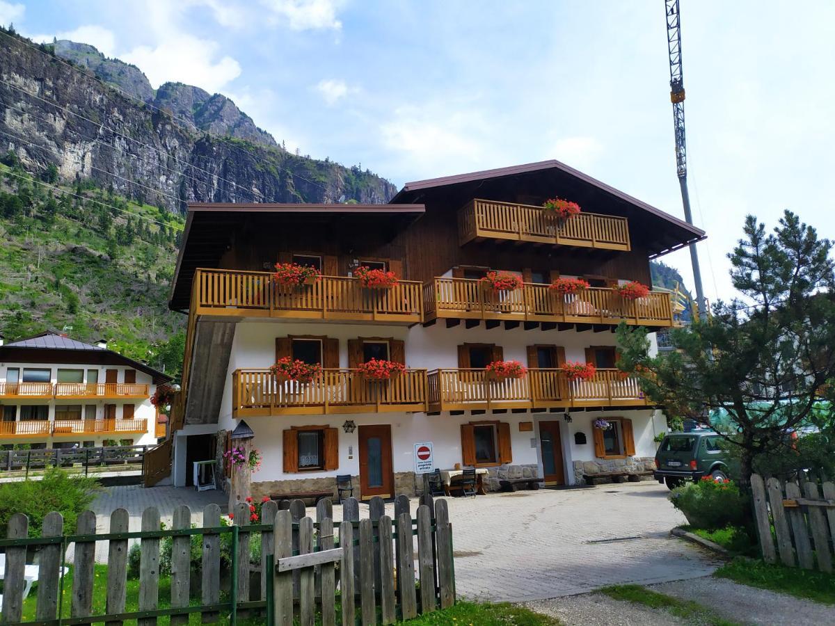 Residence Marmolada Rocca Pietore Exteriör bild