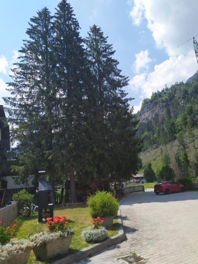 Residence Marmolada Rocca Pietore Exteriör bild